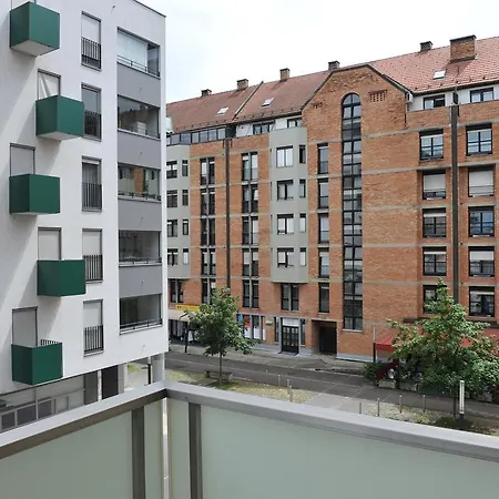 Apartment Barbara شقة